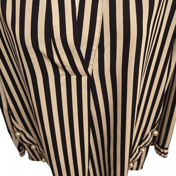 Zara Black and White Striped Button Down Shirt - Picture 5 of 6
